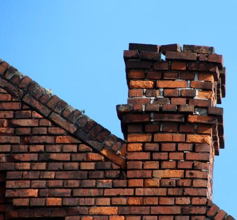 Rekonštrukcia komína – nahlásiť či nenahlásiť stavebnému úradu